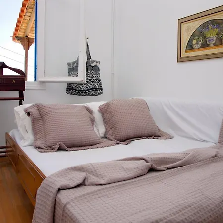 公寓 Aroura Homes 3br 2ba *